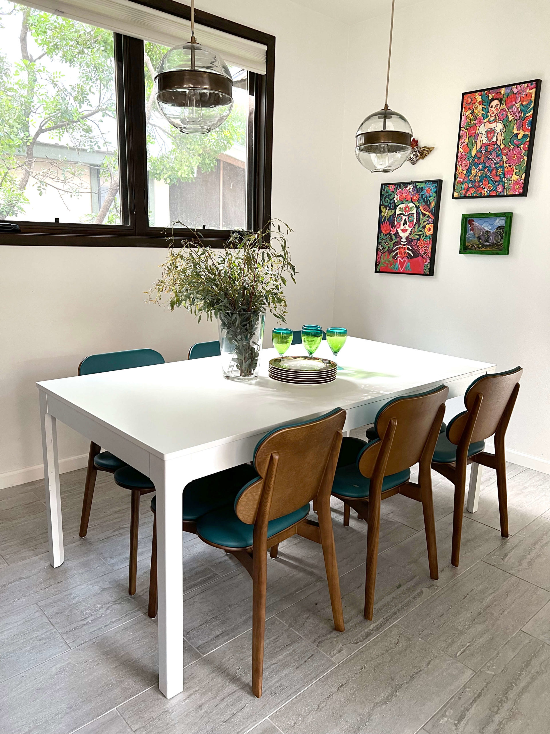 Dining room in Bouldin Creek Airbnb in South Austin, Texas